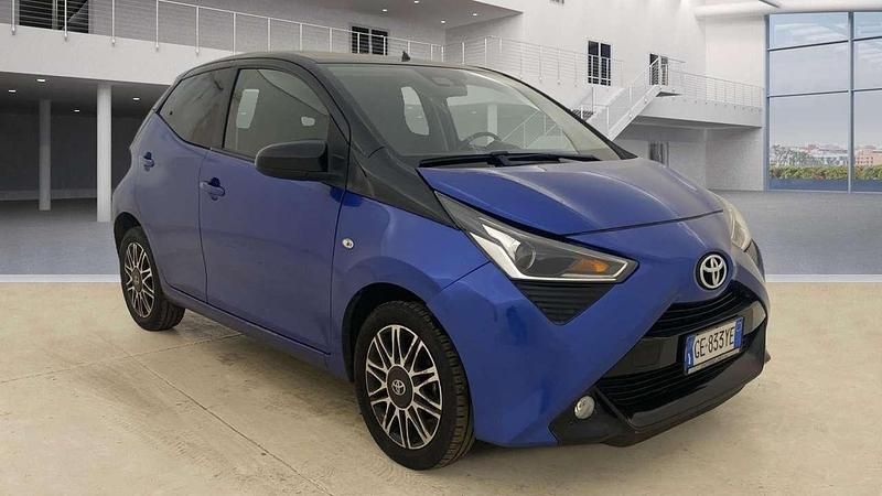 Usata Toyota Aygo X-clusiv 72 CV (52 kW) 2021 Other Utilitaria
