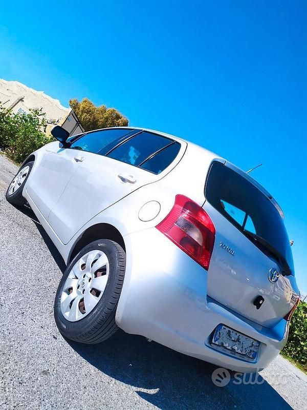 Usata Toyota Yaris 69 CV (50 kW) 2008 Berlina