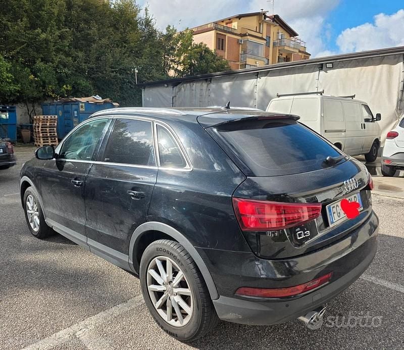 Käytetty Audi Q3 Business 177 HP (130 kW) 2017 Musta Katumaasturi