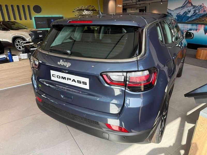 Nuova Jeep Compass Altitude 131 CV (96 kW) 2025 Blu/azzurro SUV