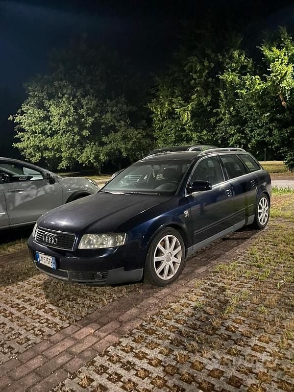 Usata Audi A4 163 CV (119 kW) 2004 Blu Station wagon