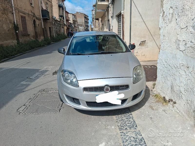 Usata Fiat Bravo 120 CV (88 kW) 2008 Grigio Utilitaria