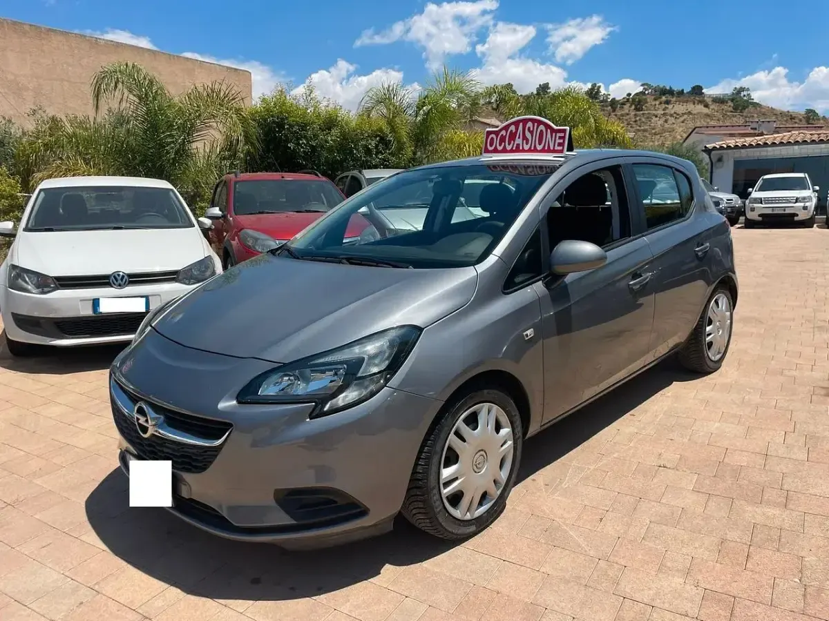 Usata Opel Corsa 90 CV (66 kW) 2017 Grigio Berlina
