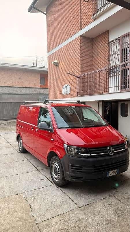 Usata VW T6.1 116 CV (85 kW) 2019 Rosso Furgone