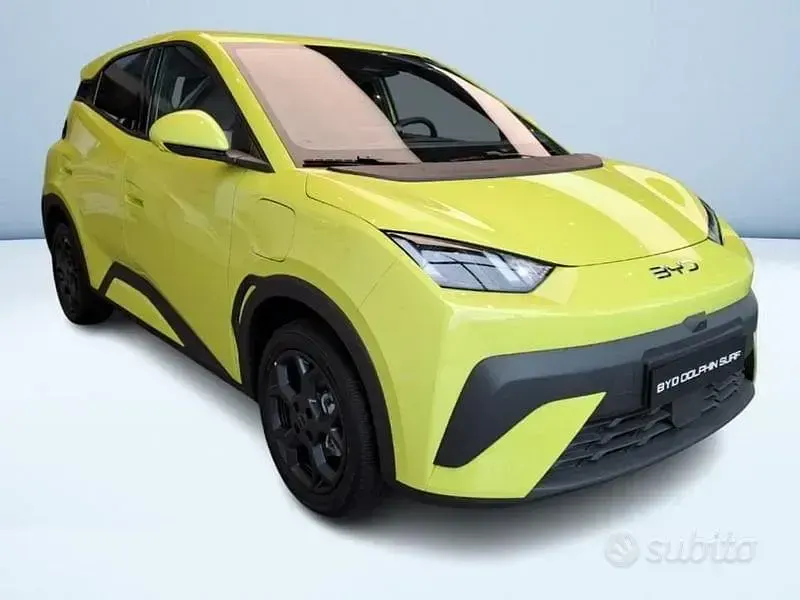 Nuova BYD Dolphin Surf Comfort 2026 Verde Utilitaria