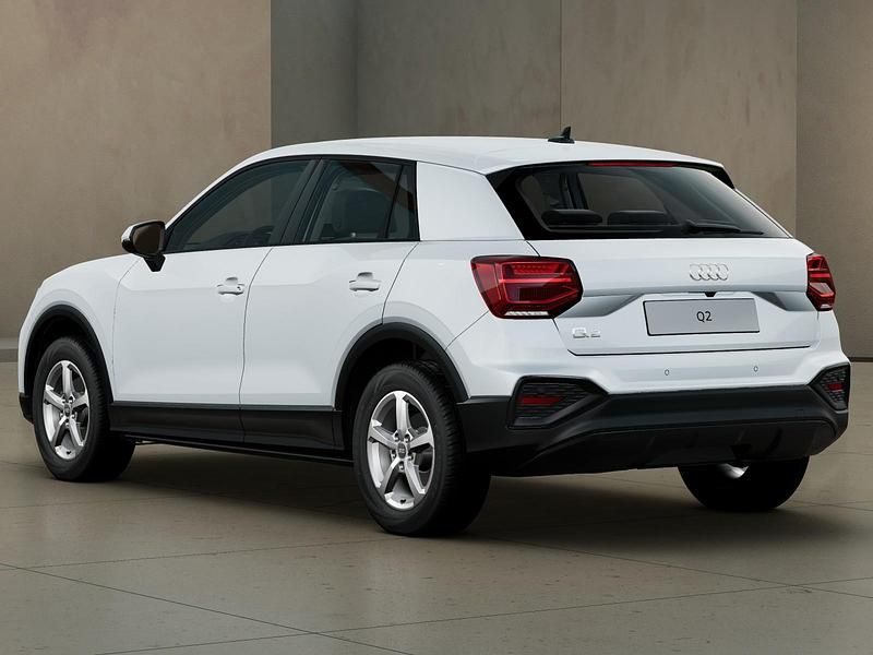Nuova Audi Q2 Business 116 CV (85 kW) 2026 Bianco ghiacciaio metallizzato SUV