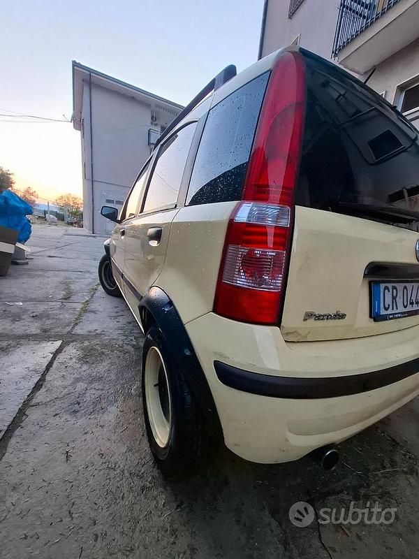 Usata Fiat Panda 75 CV (55 kW) 2004 Giallo Utilitaria