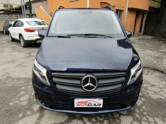 Usata Mercedes Vito 136 CV (100 kW) 2022 Blu Furgone