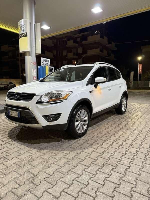 Usata Ford Kuga Individual 163 CV (119 kW) 2011 SUV