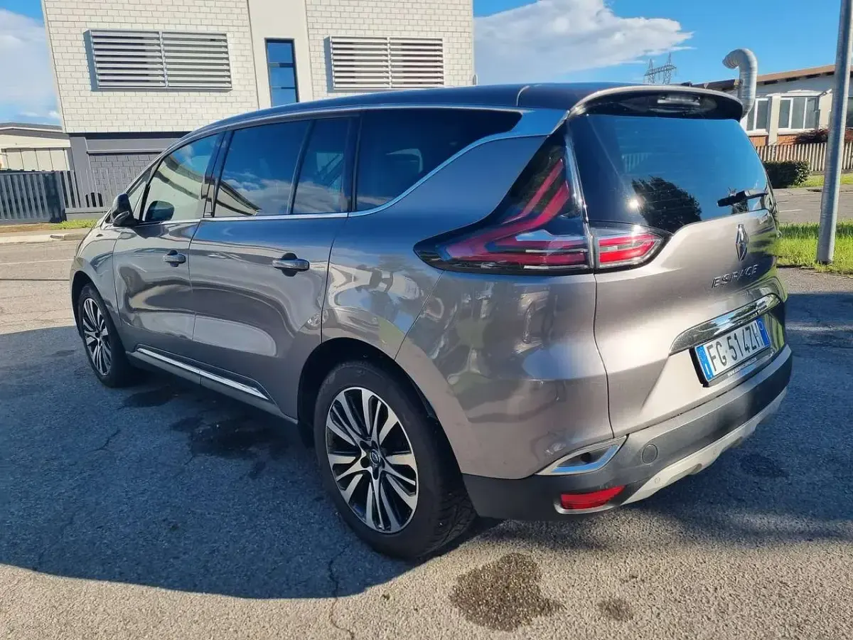 Usata Renault Espace 160 CV (117 kW) 2017 Grigio Monovolume