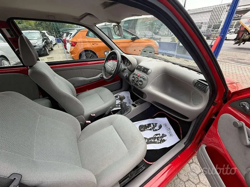 Usata Fiat Seicento 54 CV (39 kW) 2005 Rosso Utilitaria