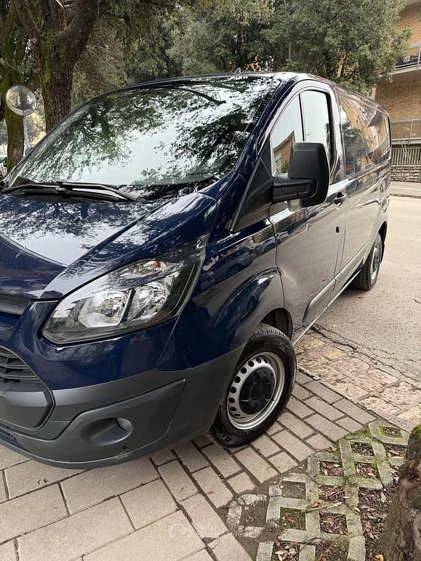 Usata Ford Transit Custom 101 CV (74 kW) 2016 Berlina