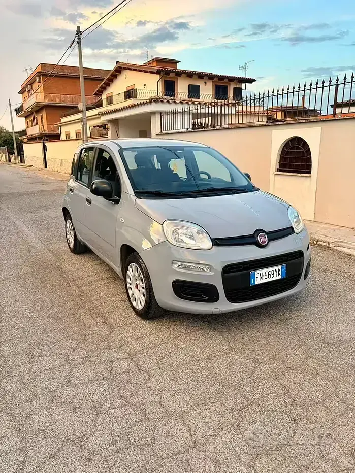 Usata Fiat Panda 69 CV (50 kW) 2018 Grigio Utilitaria