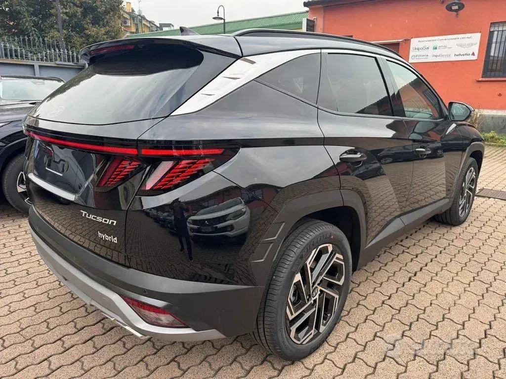 Nuova Hyundai Tucson 179 CV (131 kW) 2026 Nero SUV