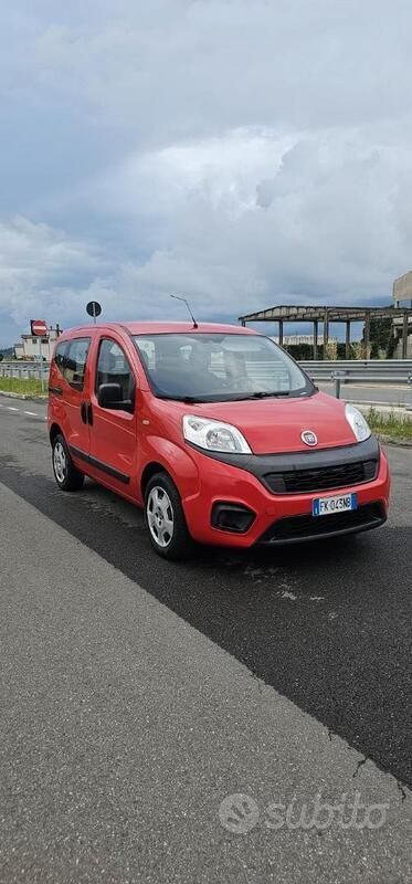 Rosso Usata 2017 Fiat Qubo Trekking Monovolume | 5400 € (Super prezzo) - Immagine 1/4