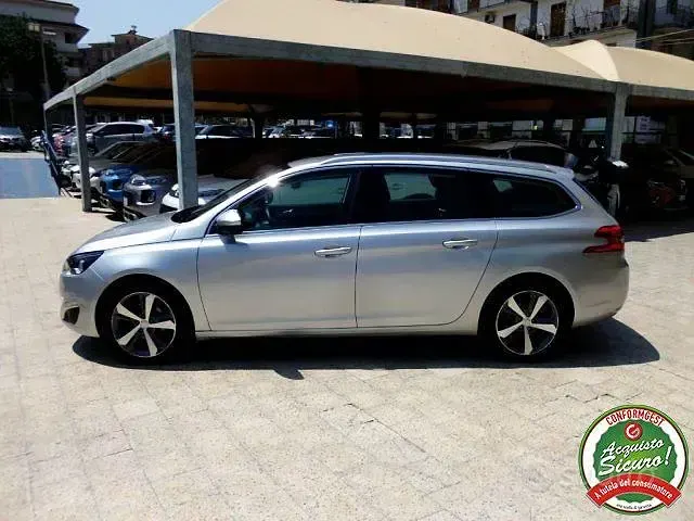 Usata Peugeot 308 Allure 120 CV (88 kW) 2016 Grigio Station wagon