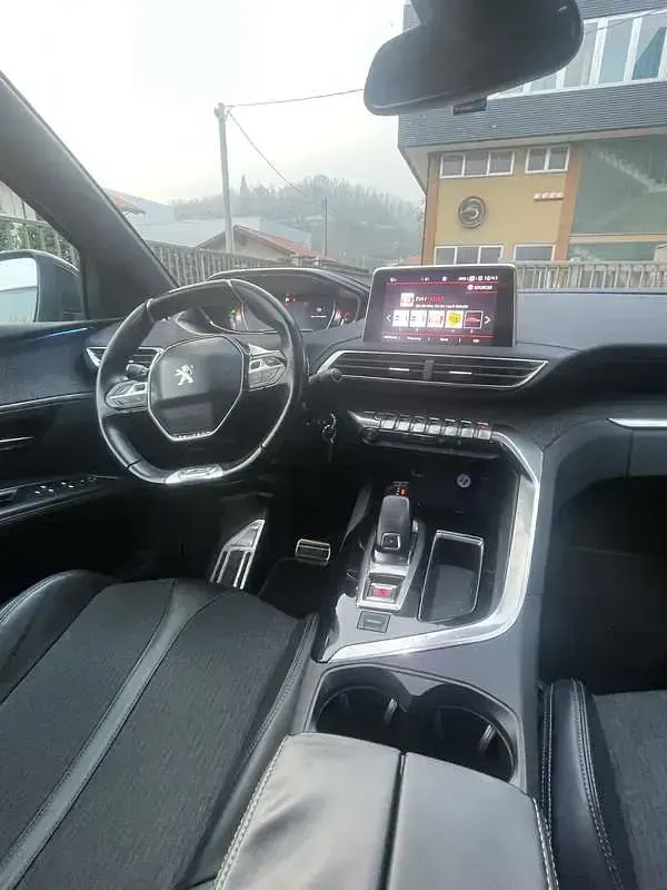 Usata Peugeot 5008 GT-line 131 CV (96 kW) 2018 Blu/azzurro SUV