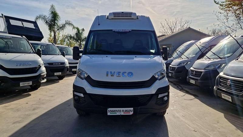 Usata Iveco Daily 140 CV (102 kW) 2018 Bianco Furgone