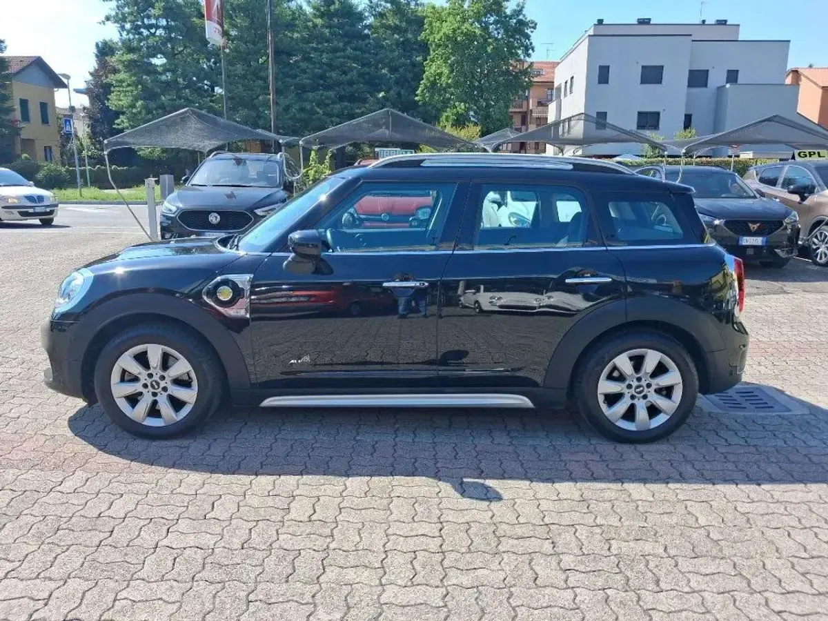 Usata Mini Cooper Countryman Business 136 CV (100 kW) 2020 Nero SUV