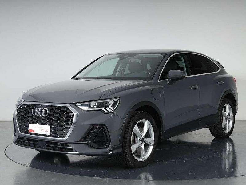G3 grigio atomico metallizzato Usata 2021 Audi Q3 Sportback Business Plus SUV | 30.900 € (Buon prezzo) - Immagine 1/4