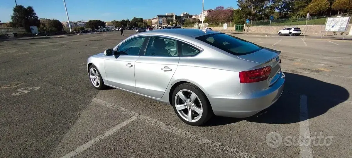 Usata Audi A5 Sportback Advanced Plus 177 CV (130 kW) 2011 Grigio Utilitaria