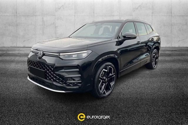 Usata VW Tayron R-line 150 CV (110 kW) 2025 Nero SUV