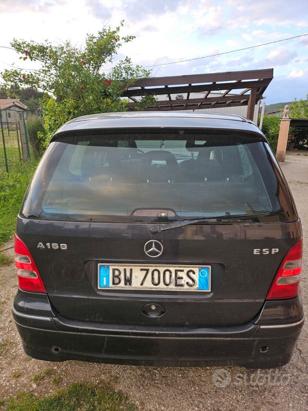 Usata Mercedes A160 102 CV (75 kW) 2001 Nero Berlina
