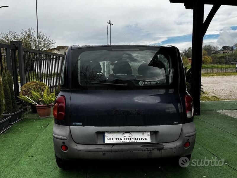 Usata Fiat Multipla 110 CV (80 kW) 2002 Blu Monovolume