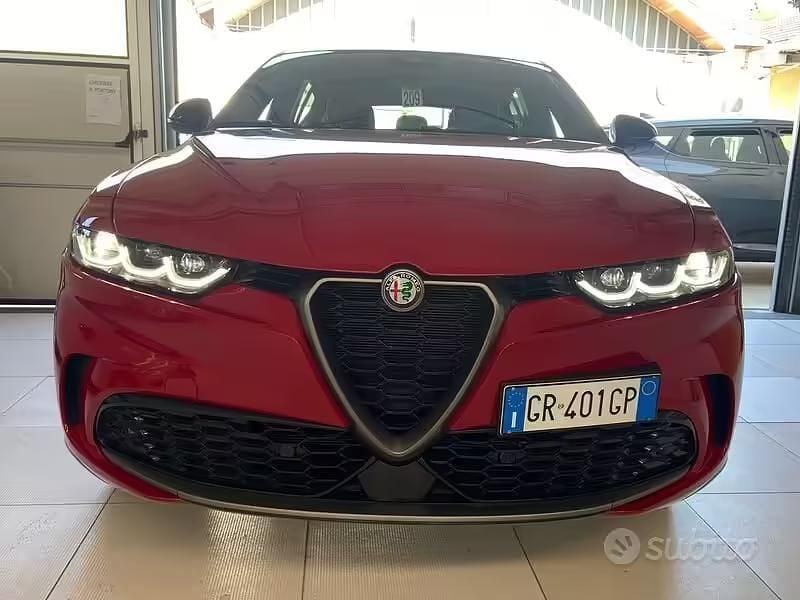 Usata Alfa Romeo Tonale Edizione Speciale 280 CV (205 kW) 2023 Rosso SUV