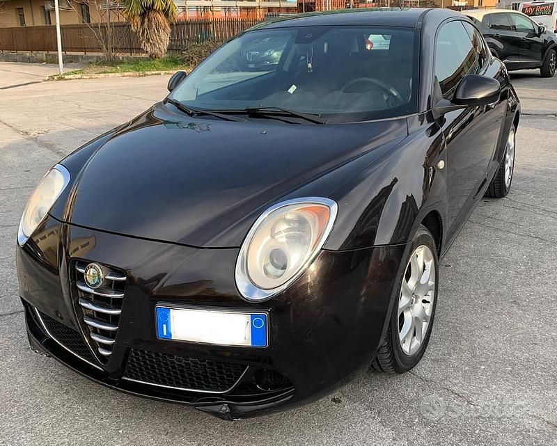 Nero Usata 2015 Alfa Romeo MiTo Utilitaria | 4200 € (Ottimo prezzo) - Immagine 1/4
