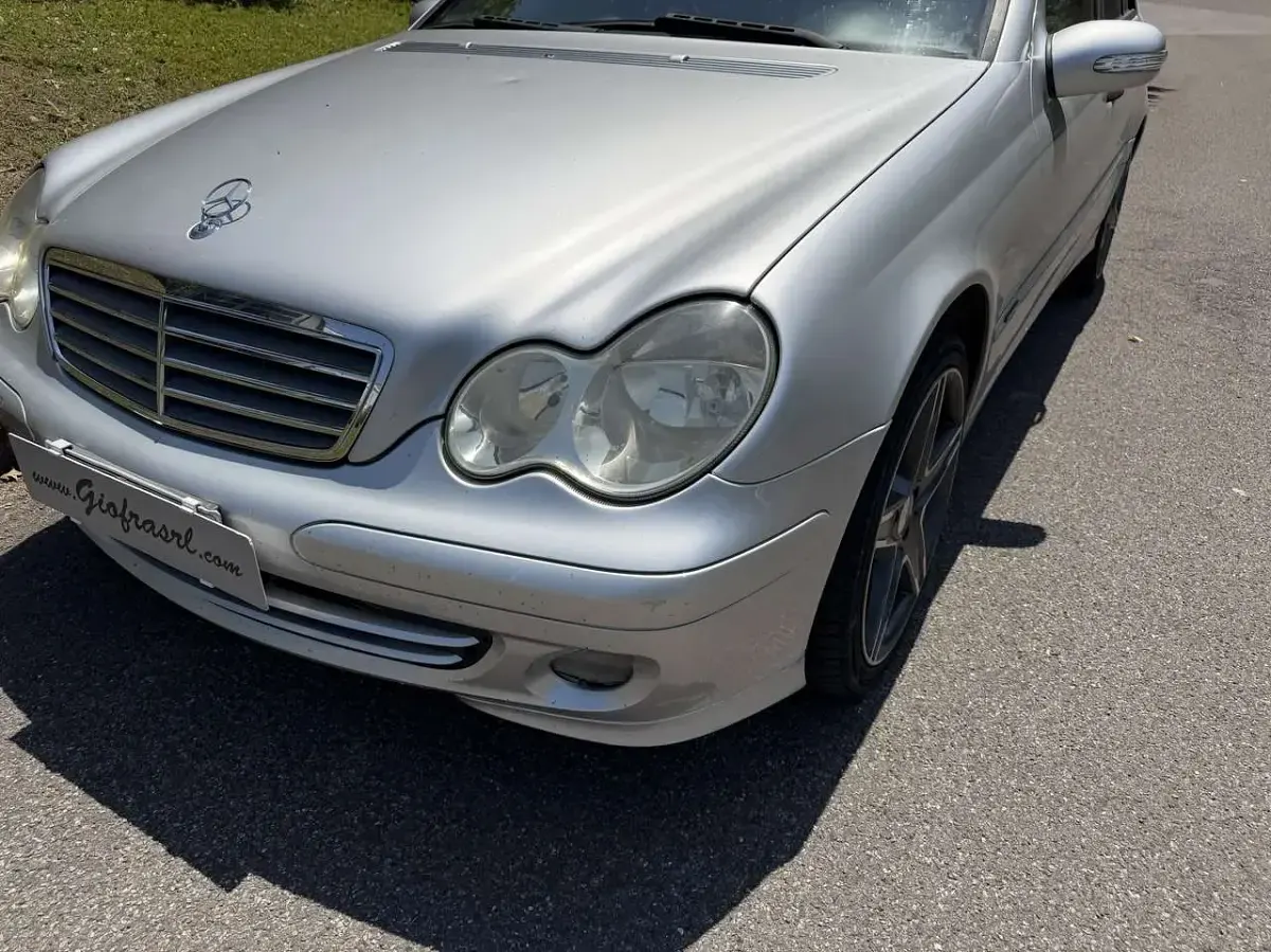 Usata Mercedes C220 Elegance 150 CV (110 kW) 2004 Other Berlina