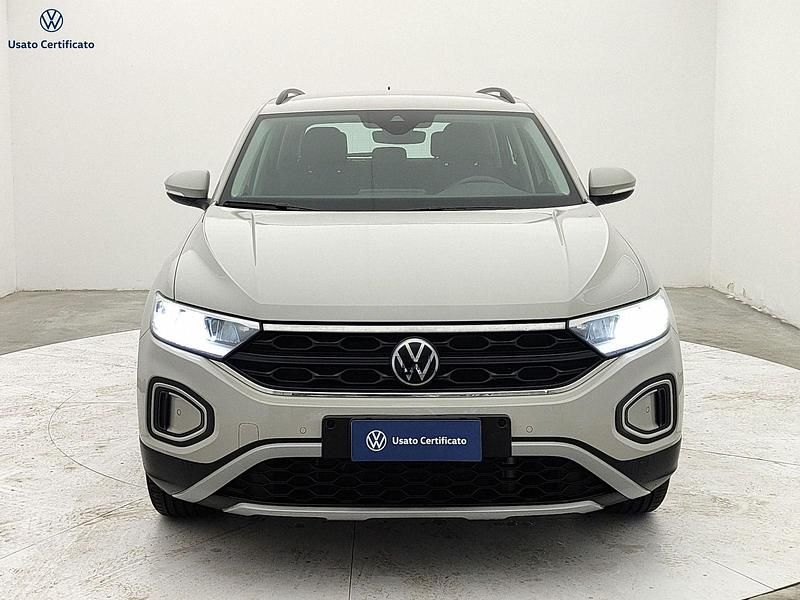 Usata VW T-Roc Life 110 CV (80 kW) 2023 Beige SUV