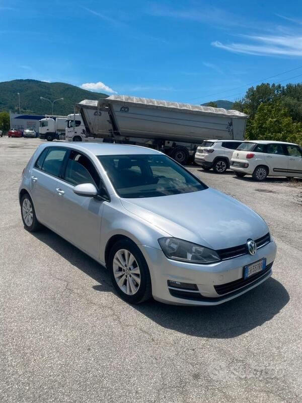 Usata VW Golf VII 110 CV (80 kW) 2013 Grigio Utilitaria