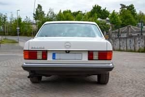 Usata Mercedes 280 SE 185 CV (136 kW) 1985 Bianco Berlina