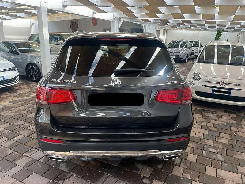 Usata Mercedes GLC220 194 CV (142 kW) 2021 Nero SUV