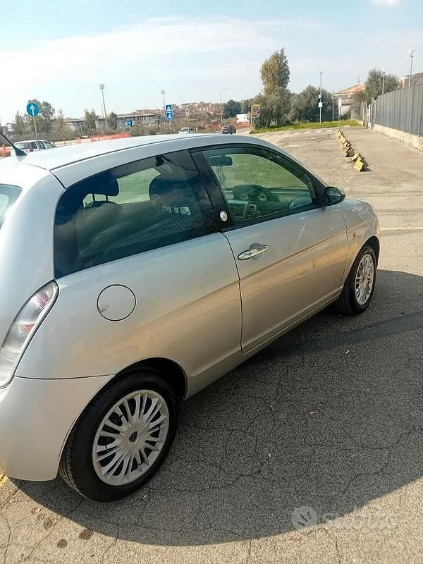 Usata Lancia Ypsilon 2009 Grigio Utilitaria