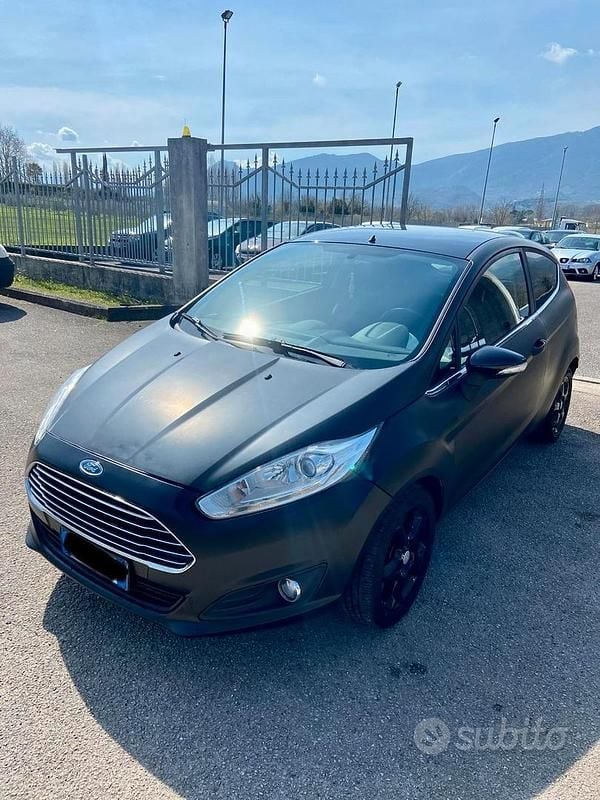 Usata Ford Fiesta Titanium 2010 Nero Utilitaria