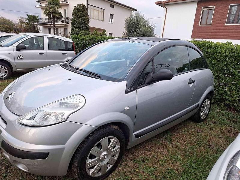Argento brillante Usata 2007 Citroën C3 Elegance Cabrio | 4000 € (Buon prezzo) - Immagine 1/4