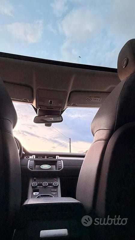 Usata Land Rover Range Rover evoque 150 CV (110 kW) 2017 Nero SUV