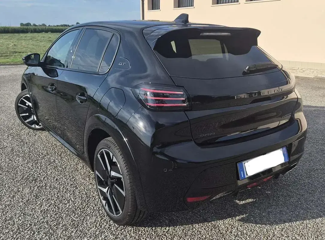 Usata Peugeot 208 GTi 136 CV (100 kW) 2025 Utilitaria