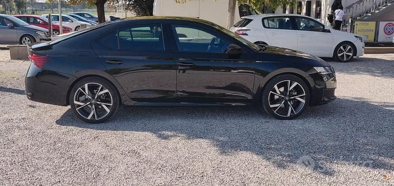 Usata Skoda Octavia SportLine 150 CV (110 kW) 2025 Nero Berlina