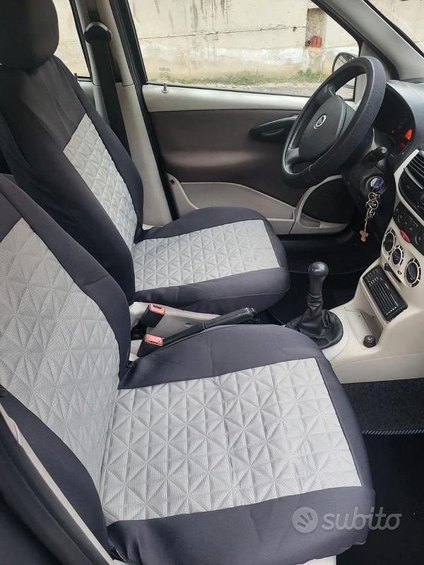Usata Fiat Punto 2004 Grigio Utilitaria