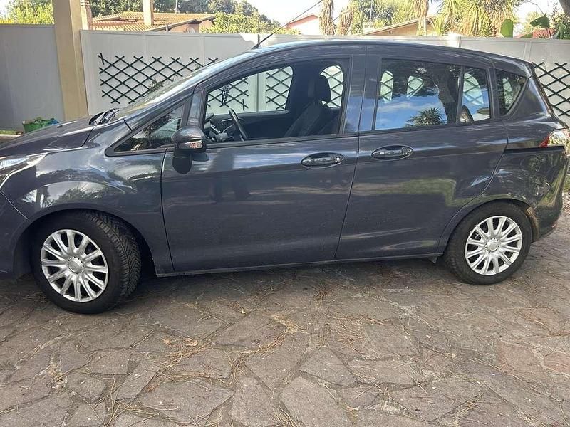 Begagnad Ford B-MAX Titanium 101 HK (74 kW) 2013 Minibuss