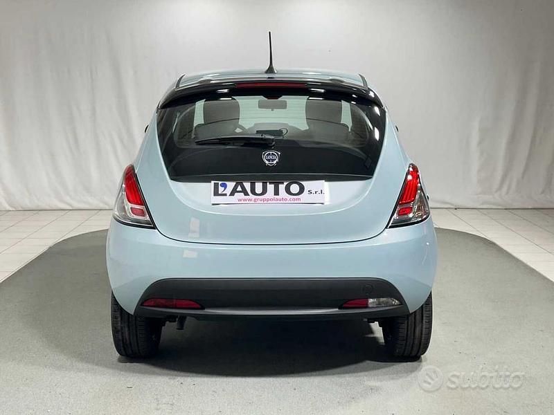 Usata Lancia Ypsilon S 70 CV (51 kW) 2023 Rugiada Utilitaria