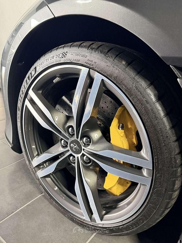 Usata Ferrari Portofino 600 CV (441 kW) 2020 Grigio Cabrio