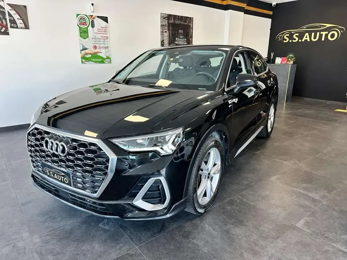 Usata Audi Q3 Sportback S-Line 150 CV (110 kW) 2023 Nero SUV