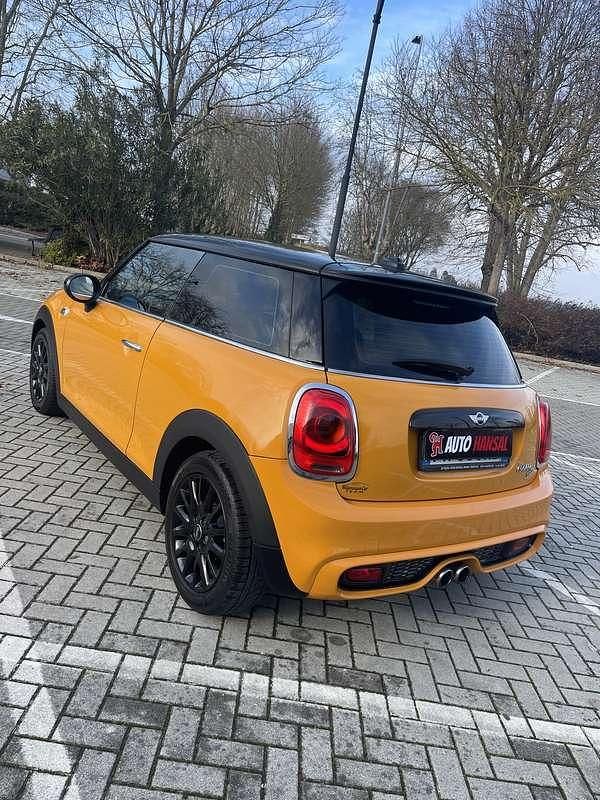 Begagnad Mini Cooper SD 170 HK (125 kW) 2015 Halvkombi