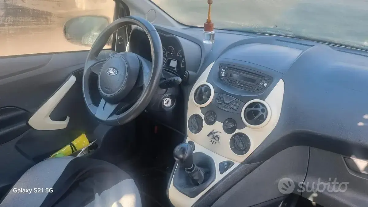 Usata Ford Ka 75 CV (55 kW) 2010 Grigio Utilitaria