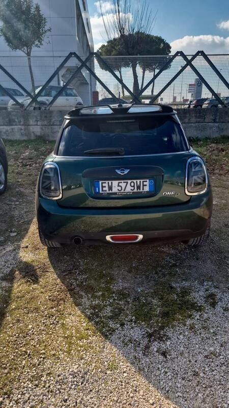 Usata Mini Cooper D Business 116 CV (85 kW) 2014 Verde Utilitaria
