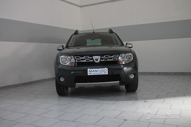 Usata Dacia Duster Ambiance 110 CV (80 kW) 2016 Grigio SUV